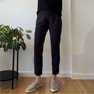 Lululemon On The Move Pant Midnight Navy W5AHOS